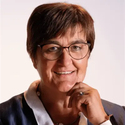 Roselinde Gunsch - Gemeinde Taufers i.M.